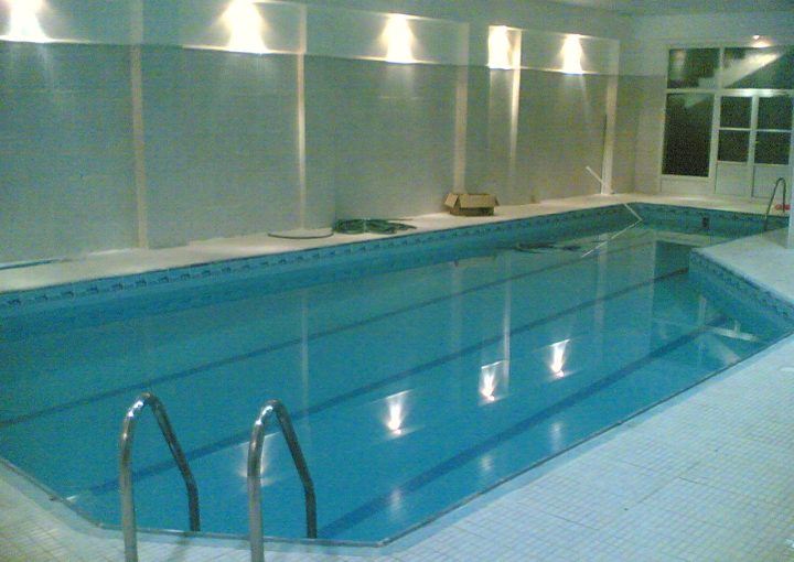 Swimming pools0201